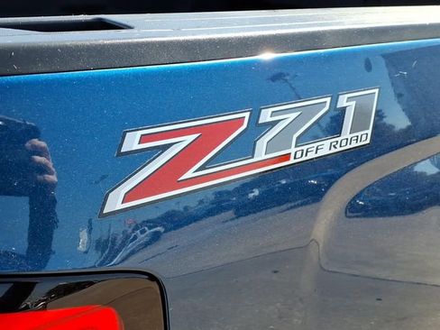 Used 2015 Chevrolet Silverado 1500 LTZ Z71 w/ LTZ Plus Package image 11