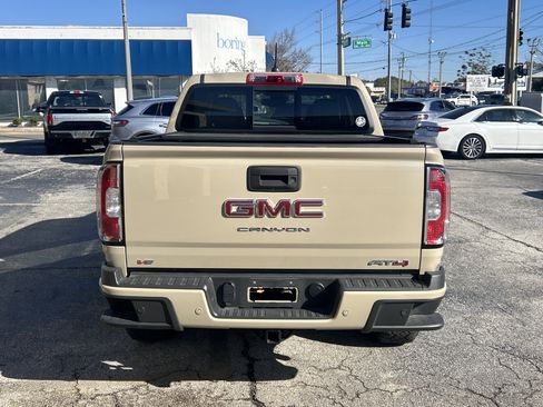 Used 2021 GMC Canyon AT4 w/ Driver Alert Package image 4