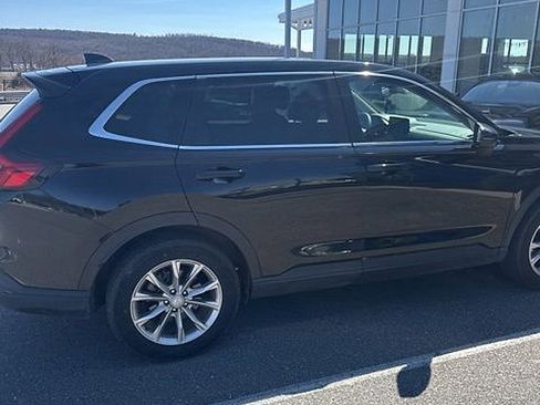 Used 2023 Honda CR-V EX image 8