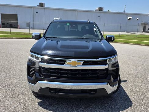 Used 2022 Chevrolet Silverado 1500 LT w/ All Star Edition Plus AWD/4WD image 2