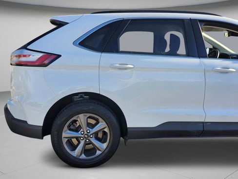 Used 2022 Ford Edge SEL w/ Sport Appearance Package image 10