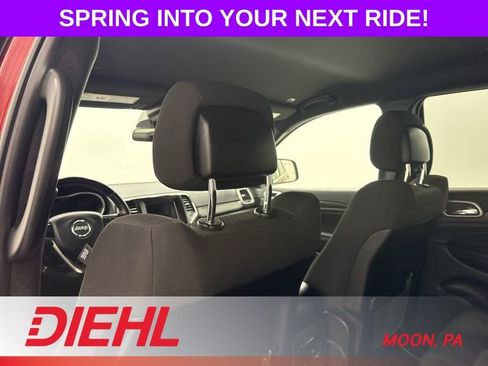 Used 2021 Jeep Grand Cherokee Laredo AWD/4WD image 19