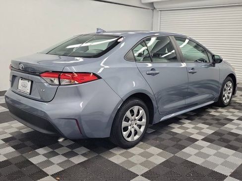 Used 2023 Toyota Corolla LE image 7