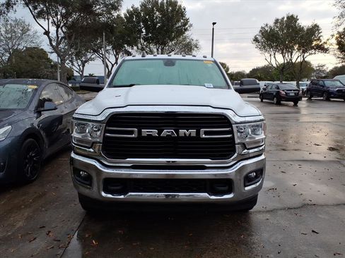 Used 2020 RAM 3500 Big Horn w/ Level 1 Equipment Group image 2