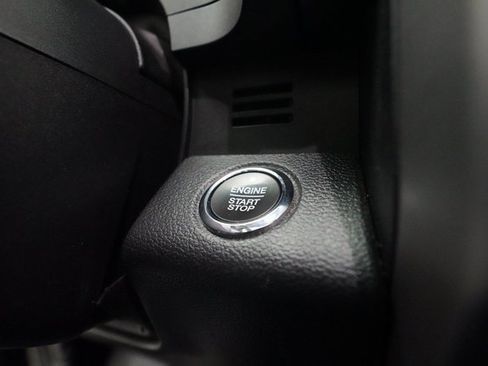 Used 2019 Ford F150 Platinum w/ Equipment Group 701A Luxury image 29