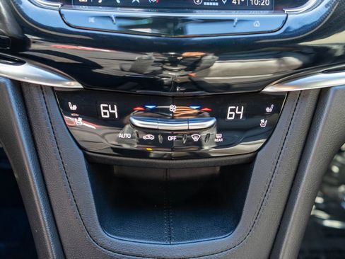 Used 2024 Cadillac XT6 Sport w/ Technology Package AWD/4WD image 28