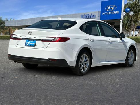 Used 2025 Toyota Camry LE FWD image 3