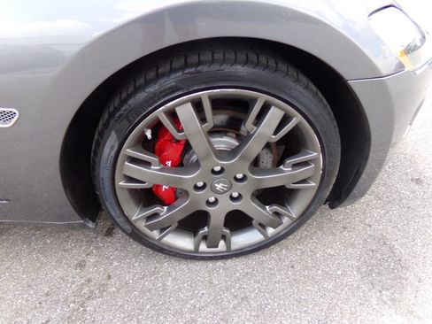 Used 2015 Maserati GranTurismo Convertible image 55