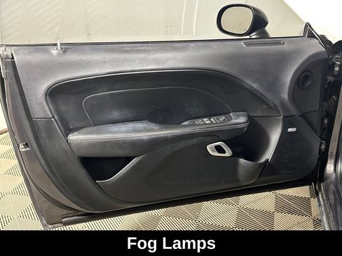 Used 2016 Dodge Challenger SXT Plus image 15