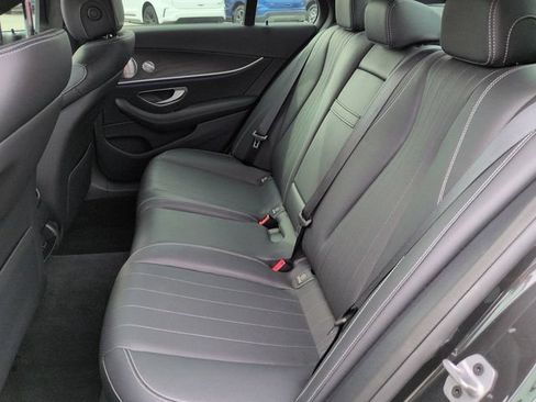 Used 2021 Mercedes-Benz E 350 Sedan image 13
