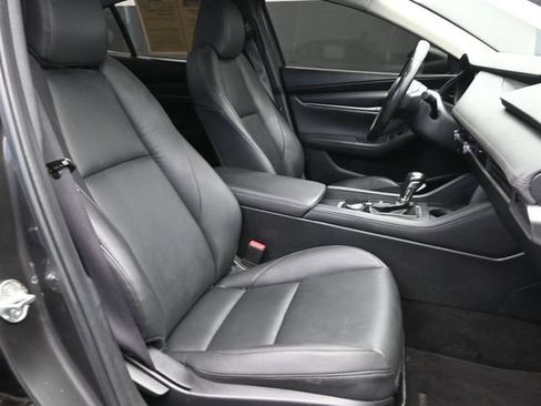 Used 2020 MAZDA MAZDA3 Sedan w/ Select Package FWD image 30