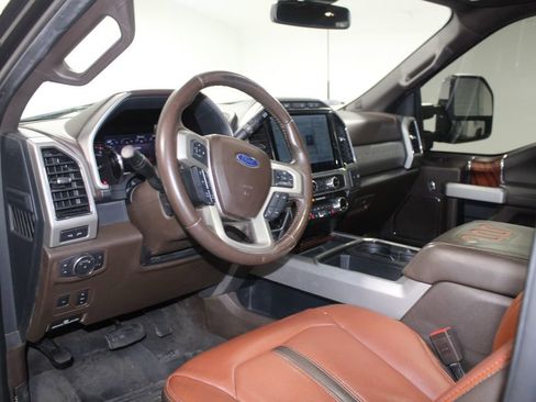 Used 2022 Ford F250 King Ranch w/ King Ranch Ultimate Package image 27