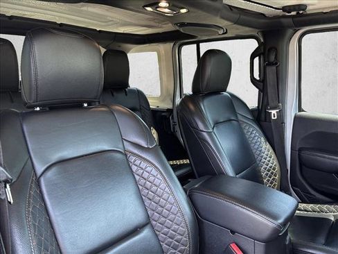 Used 2022 Jeep Wrangler Unlimited Sahara AWD/4WD image 24