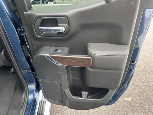 Used 2019 GMC Sierra 1500 SLT w/ SLT Premium Package image 11