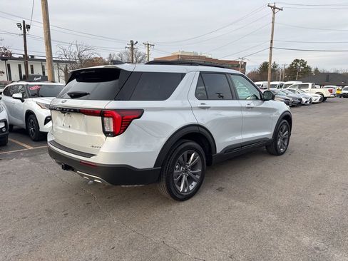 New 2026 Ford Explorer Active w/ Active Comfort Package AWD/4WD image 34