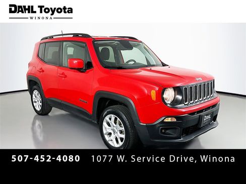 Used 2018 Jeep Renegade Latitude w/ Cold Weather Group image 1
