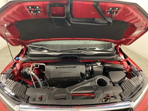 Used 2024 Honda Pilot Touring image 34