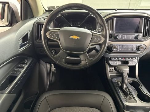 Used 2021 Chevrolet Colorado Z71 w/ Safety Package AWD/4WD image 25