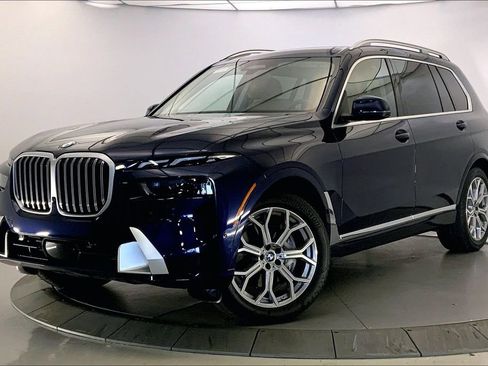 Certified 2026 BMW X7 xDrive40i AWD/4WD image 11