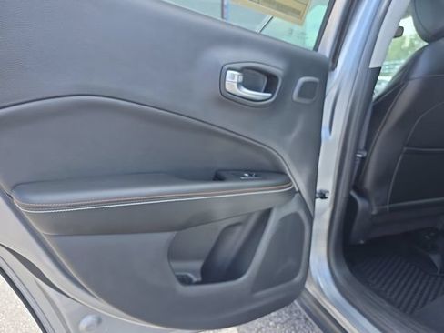 Used 2021 Jeep Compass Latitude w/ Sun and Sound Group FWD image 28