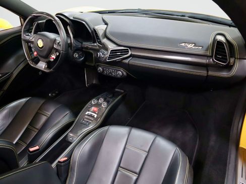 Used 2013 Ferrari 458 Spider RWD image 16