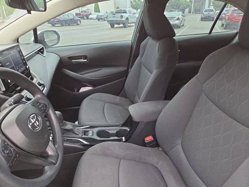 Used 2021 Toyota Corolla LE FWD image 9