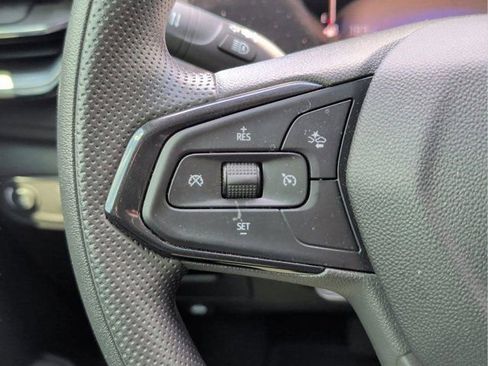 Used 2024 Chevrolet TrailBlazer LT FWD image 26
