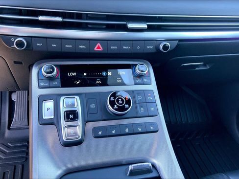 Used 2025 Hyundai Palisade Calligraphy AWD/4WD image 35
