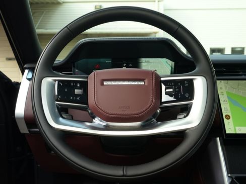 Used 2026 Land Rover Range Rover Long Wheelbase Autobiography AWD/4WD image 6