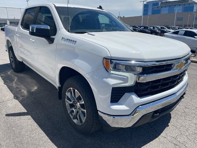 New 2025 Chevrolet Silverado 1500 LT AWD/4WD image 7