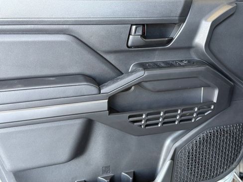 New 2025 Toyota Tacoma SR5 image 15