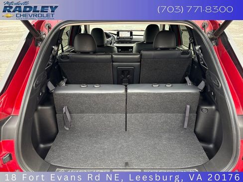 Used 2023 Mitsubishi Outlander SE image 13