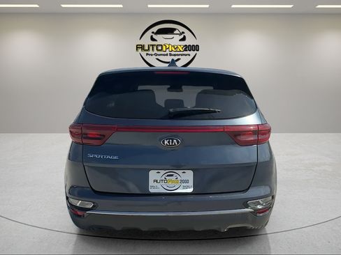 Used 2020 Kia Sportage LX FWD image 6