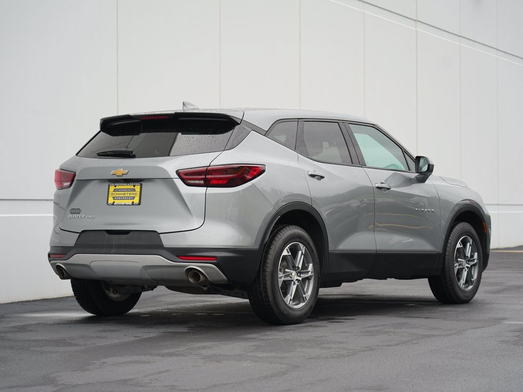 Certified 2024 Chevrolet Blazer LT AWD/4WD image 3