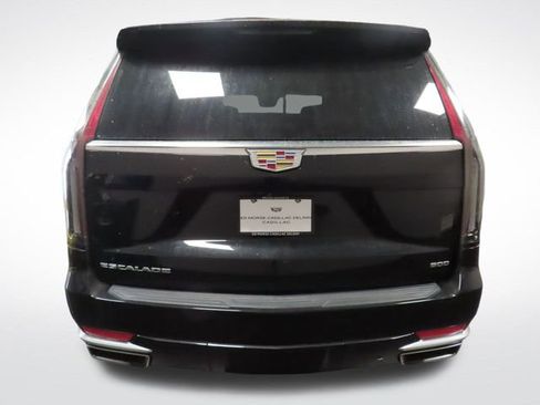 Certified 2023 Cadillac Escalade Premium Luxury Platinum image 4