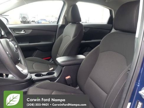 Used 2020 Kia Forte LXS image 25