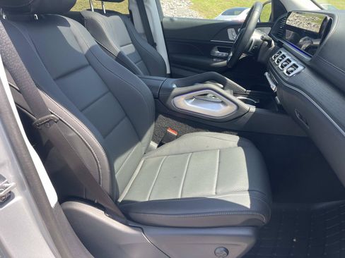 Used 2026 Mercedes-Benz GLS 450 4MATIC image 26