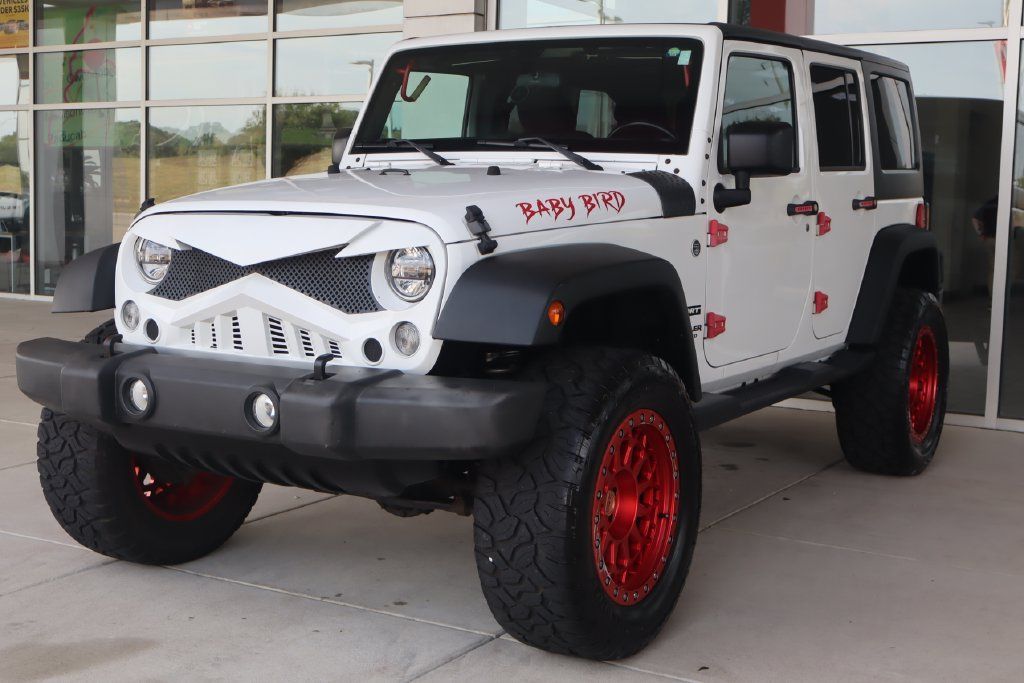 Used 2015 Jeep Wrangler Unlimited Sport w/ Connectivity Group AWD/4WD image 3