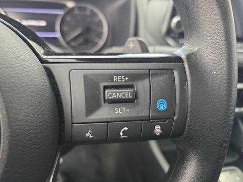 Certified 2023 Nissan Rogue SV image 17