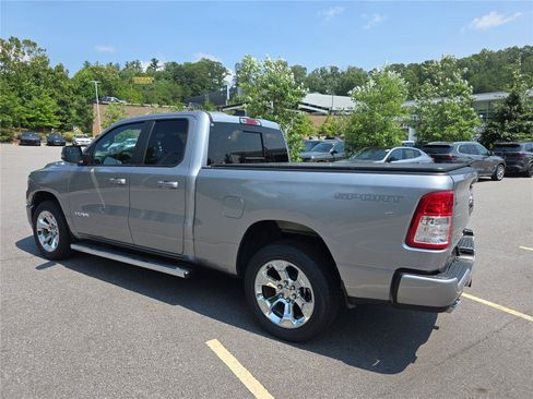 Used 2022 RAM 1500 Big Horn RWD image 5