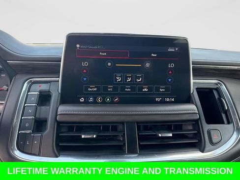Used 2021 Chevrolet Suburban LT w/ LT Signature Package RWD image 25