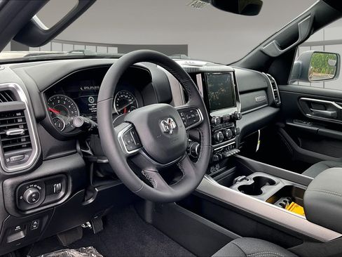 New 2026 RAM 1500 Big Horn AWD/4WD image 7