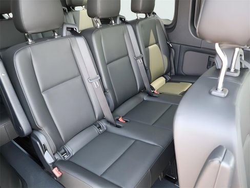 New 2025 Mercedes-Benz Sprinter 2500 image 8