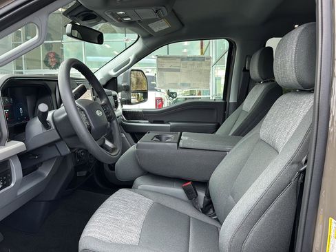 New 2026 Ford F250 XLT w/ XLT Premium Package image 11