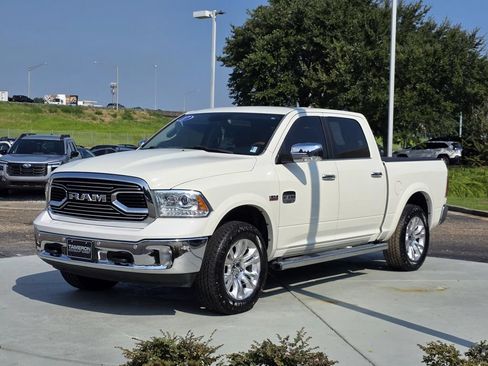 Used 2017 RAM 1500 Laramie Longhorn AWD/4WD image 7