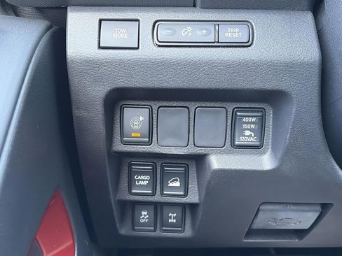 Used 2023 Nissan Frontier PRO-4X w/ Pro-4X Premium Package AWD/4WD image 21