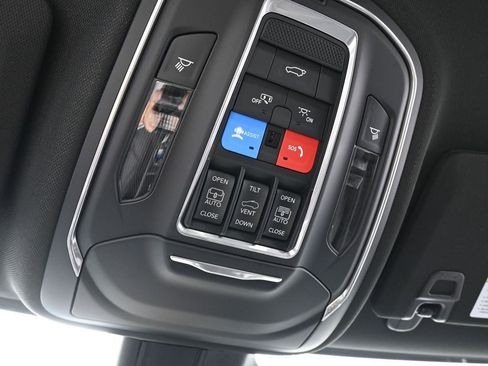 New 2026 Jeep Grand Cherokee Limited w/ Limited Altitude Package RWD image 21