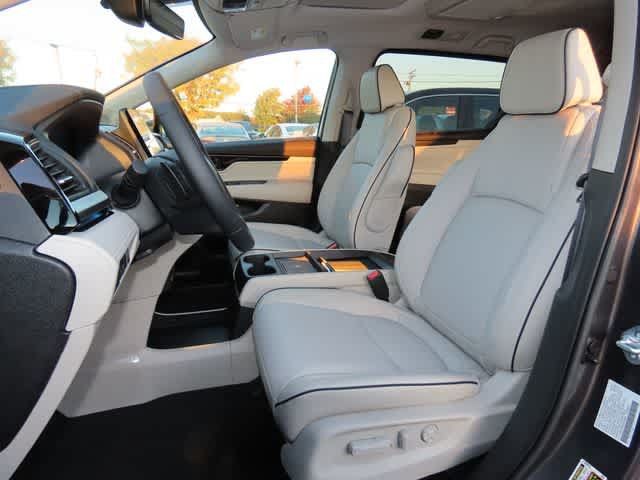 New 2027 Honda Odyssey Touring image 15