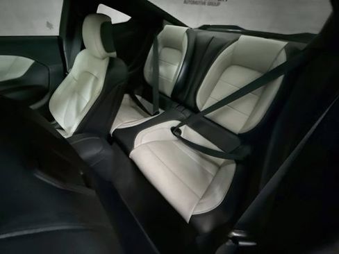 Used 2025 Ford Mustang GT Premium RWD image 23