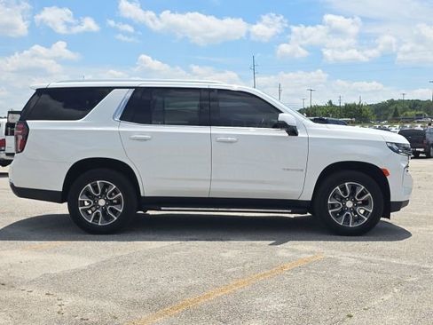Used 2024 Chevrolet Tahoe LT w/ Luxury Package RWD image 6